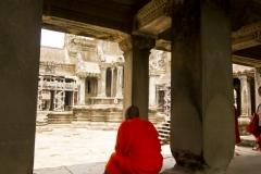 Monje en Angkor Wat